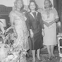 From left to right - Leah Kate Jones Adams, Daisy Jones Tillman, Henrietta Jones Todd